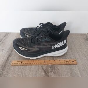 HOKA Men's Black Running Shoes - Lightweight Cushioning. New no Box